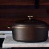 7-25-quart-dutch-oven-example2 Smithey 7.25 Quart Dutch Oven